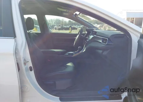 2020 Toyota Camry Se from USA, damaged, VIN 4T1G11AK9LU874650